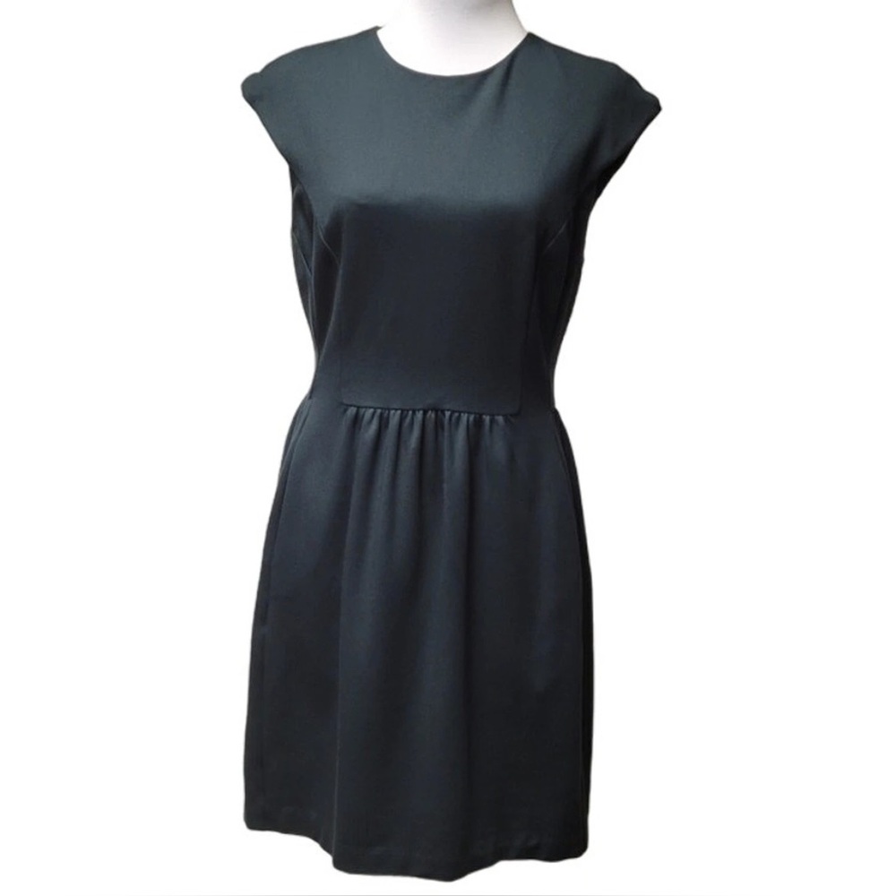 Trina Turk Modest Dress Minimalist Church Business Casual Office Career Size